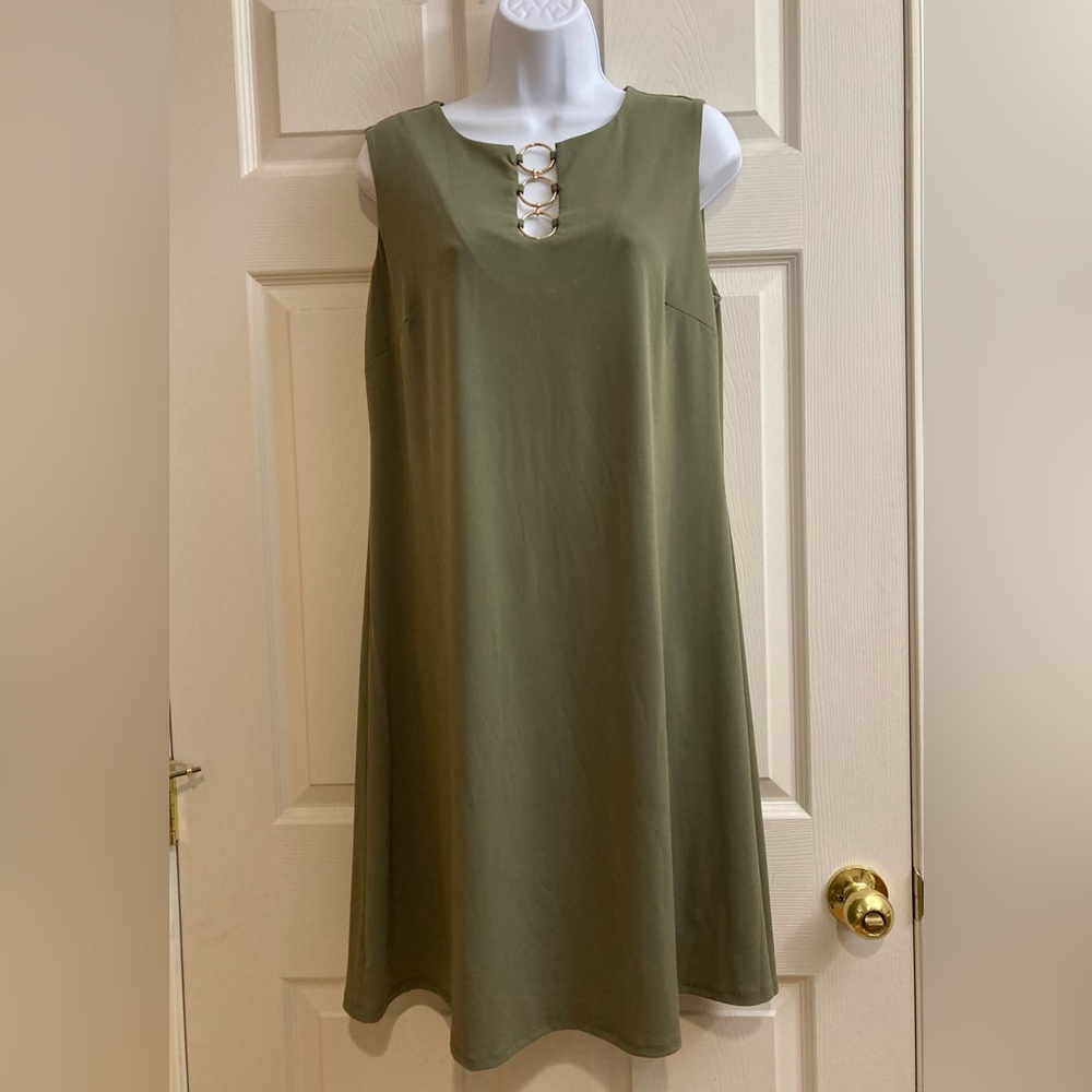 JM Collection size M comfy summer dress